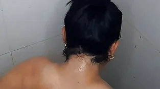 I record my cousin while she showers